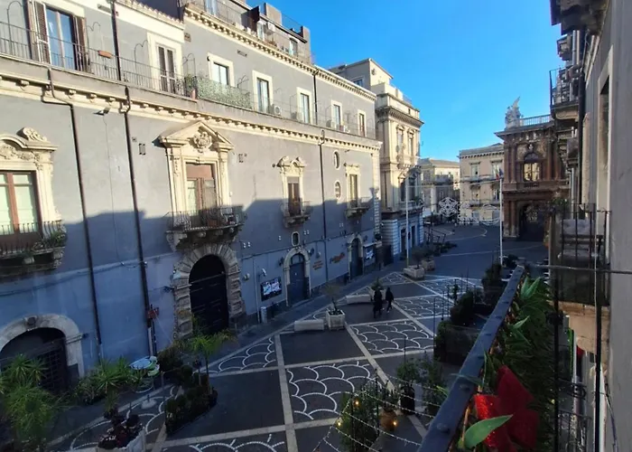 Casa Teatro 2 *