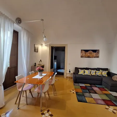 아파트 Casa Teatro 2